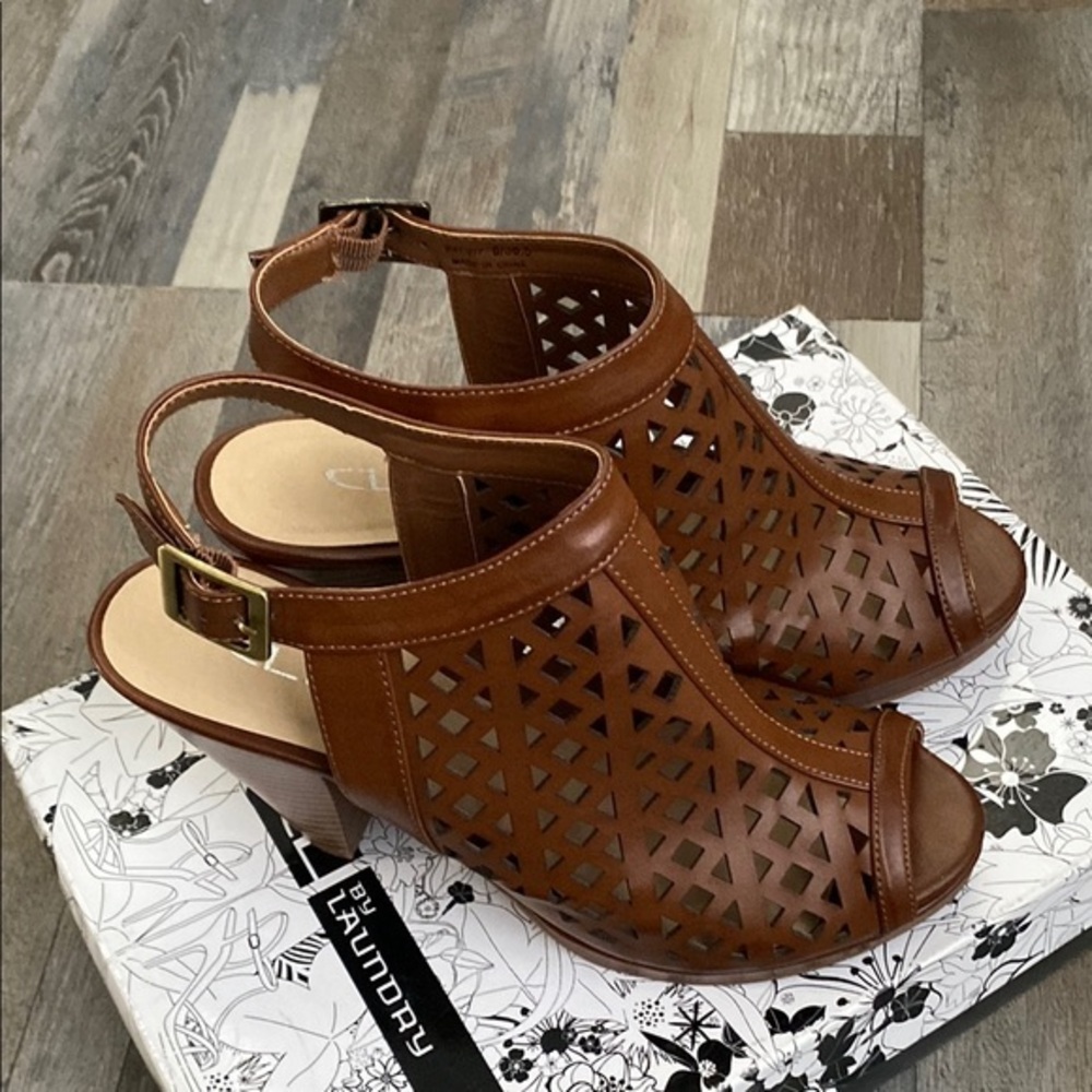 CL by Laundry Brown Cutout Slingback Sandals